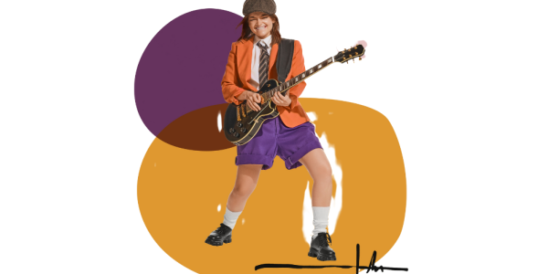 Ragazza che suona una chitarra